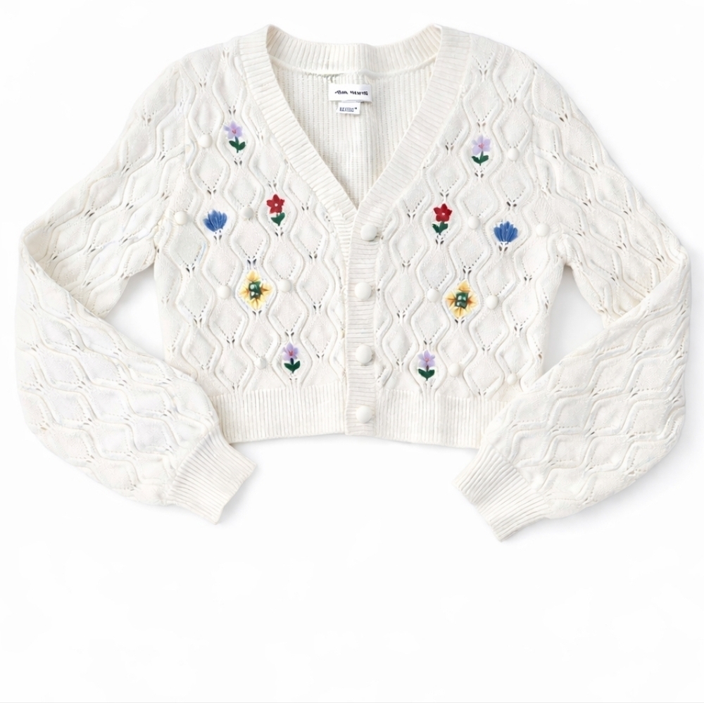 Urban revivo floral embroidered cardigan off white button down bell sleeve sz 4